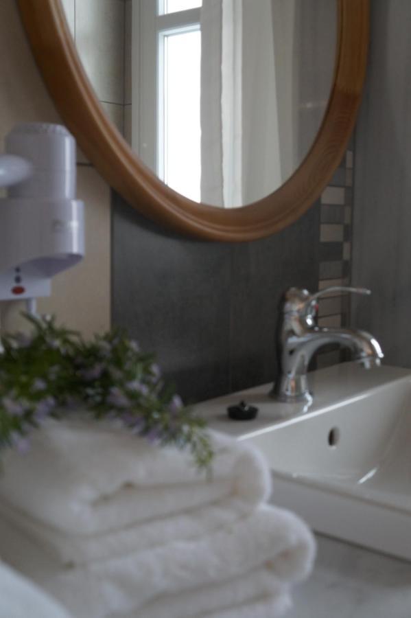 Αραϊδου΄-Araidoy Aparthotel อิโออันนินา ภายนอก รูปภาพ
